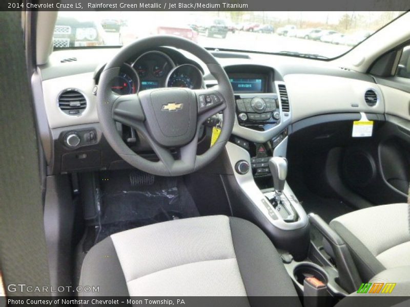 Rainforest Green Metallic / Jet Black/Medium Titanium 2014 Chevrolet Cruze LS