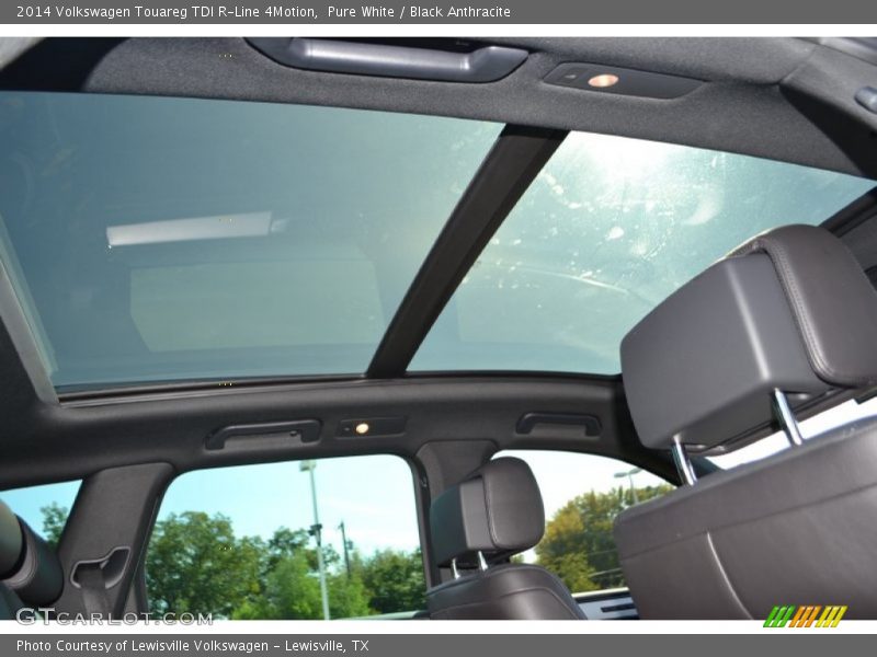 Pure White / Black Anthracite 2014 Volkswagen Touareg TDI R-Line 4Motion