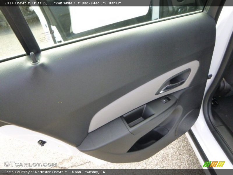 Summit White / Jet Black/Medium Titanium 2014 Chevrolet Cruze LS