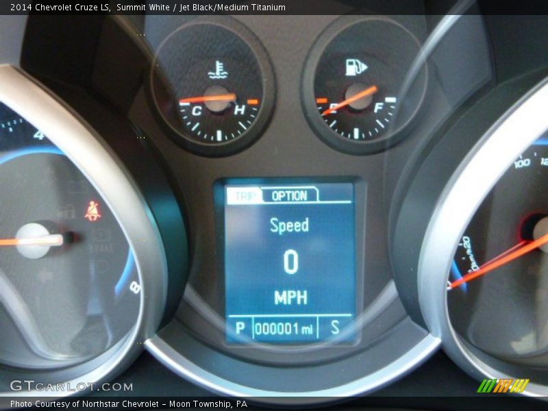 Summit White / Jet Black/Medium Titanium 2014 Chevrolet Cruze LS