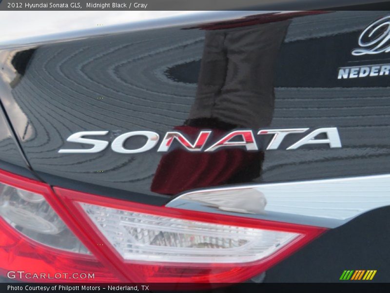 Midnight Black / Gray 2012 Hyundai Sonata GLS