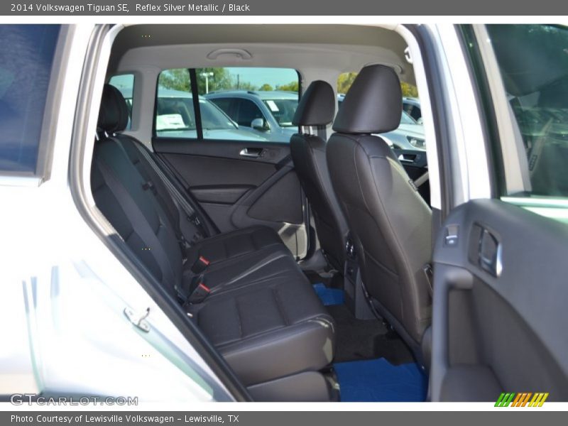 Reflex Silver Metallic / Black 2014 Volkswagen Tiguan SE