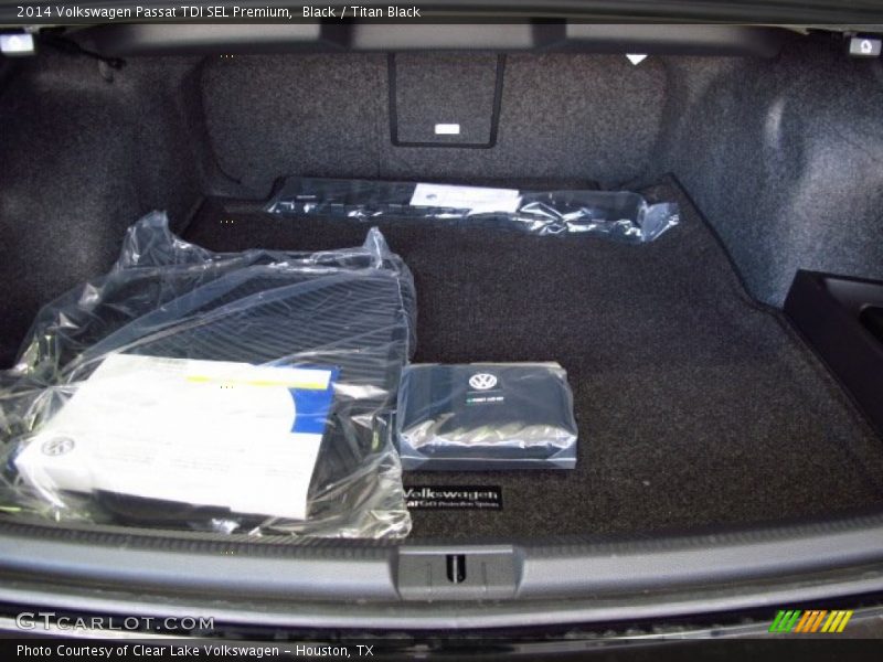 Black / Titan Black 2014 Volkswagen Passat TDI SEL Premium