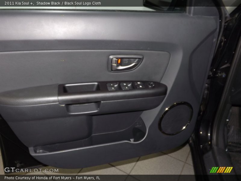 Shadow Black / Black Soul Logo Cloth 2011 Kia Soul +