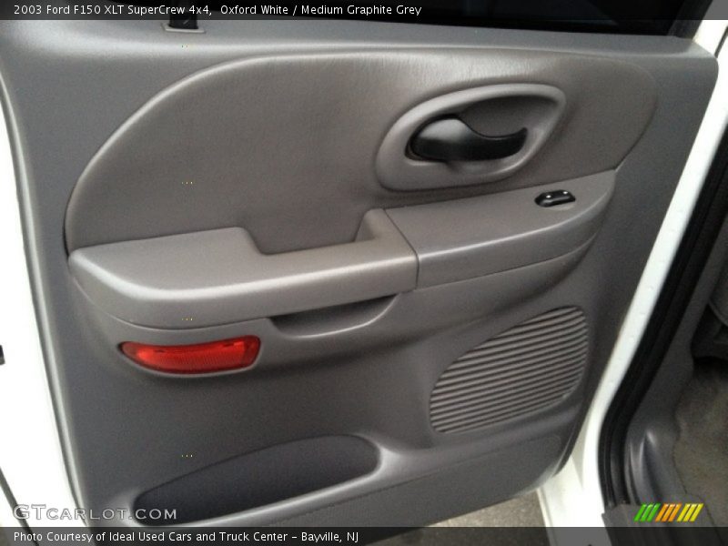 Oxford White / Medium Graphite Grey 2003 Ford F150 XLT SuperCrew 4x4