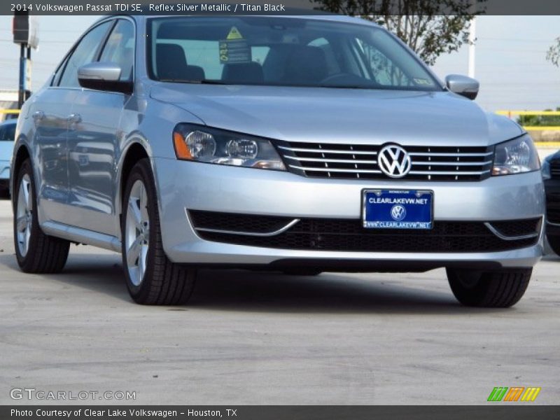 Reflex Silver Metallic / Titan Black 2014 Volkswagen Passat TDI SE