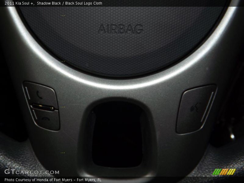 Shadow Black / Black Soul Logo Cloth 2011 Kia Soul +