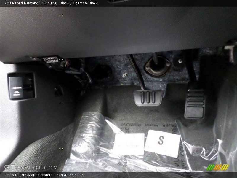 Black / Charcoal Black 2014 Ford Mustang V6 Coupe