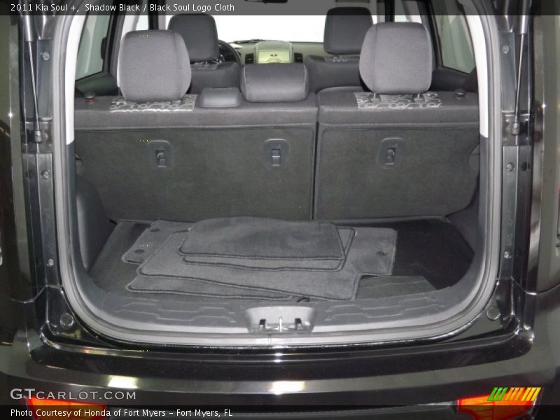 Shadow Black / Black Soul Logo Cloth 2011 Kia Soul +