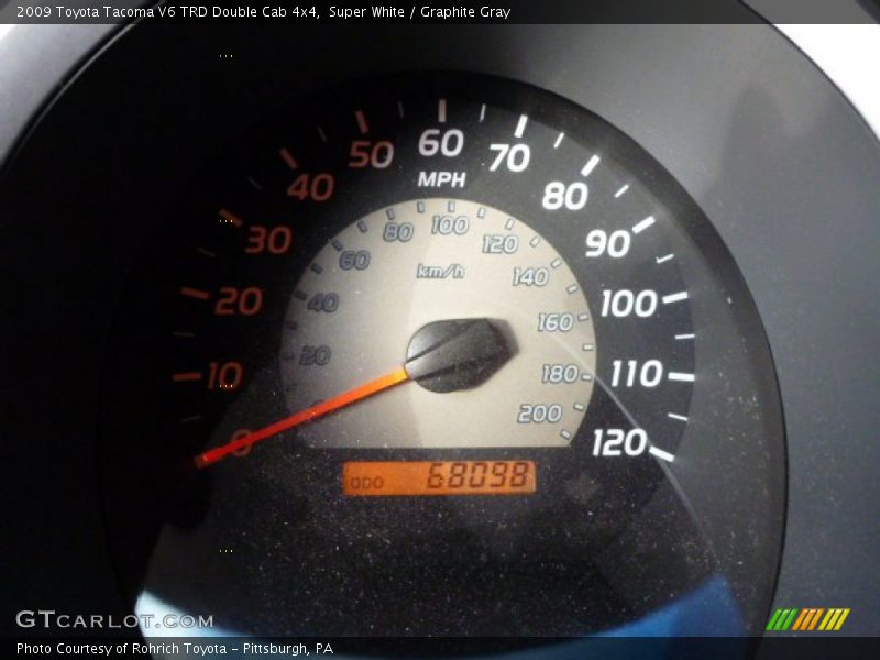 Super White / Graphite Gray 2009 Toyota Tacoma V6 TRD Double Cab 4x4