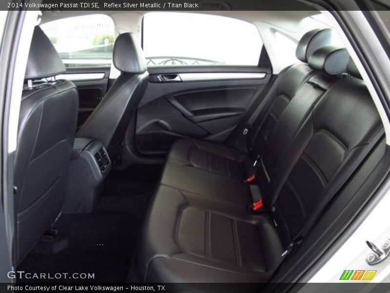 Reflex Silver Metallic / Titan Black 2014 Volkswagen Passat TDI SE