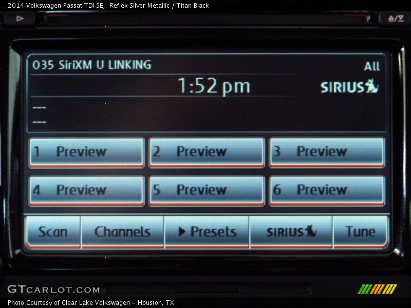 Reflex Silver Metallic / Titan Black 2014 Volkswagen Passat TDI SE