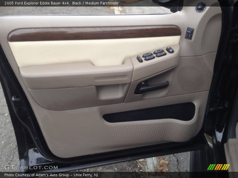 Black / Medium Parchment 2005 Ford Explorer Eddie Bauer 4x4