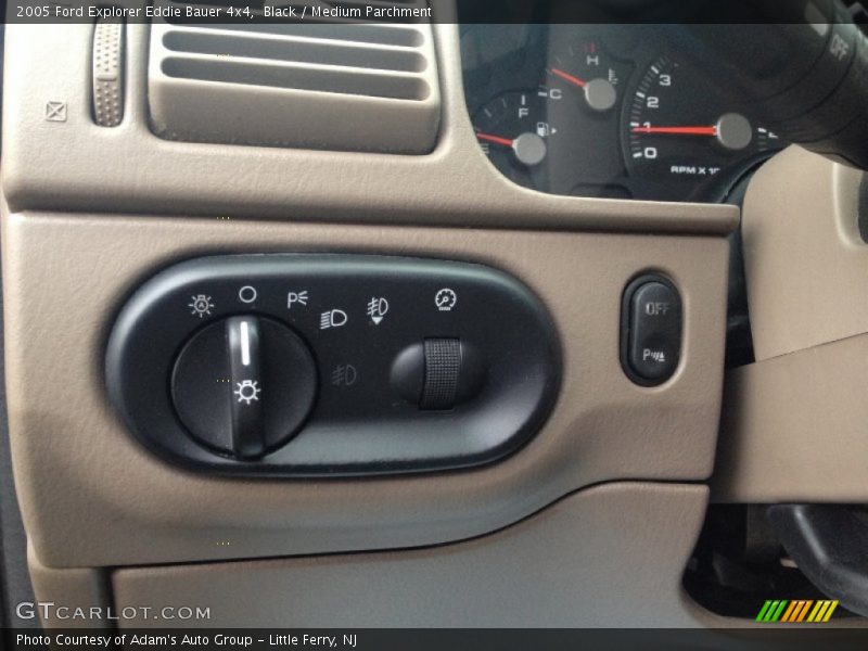 Black / Medium Parchment 2005 Ford Explorer Eddie Bauer 4x4