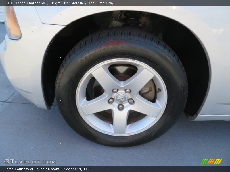 Bright Silver Metallic / Dark Slate Gray 2010 Dodge Charger SXT