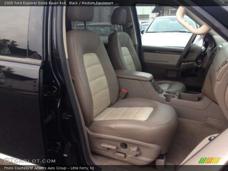 Black / Medium Parchment 2005 Ford Explorer Eddie Bauer 4x4