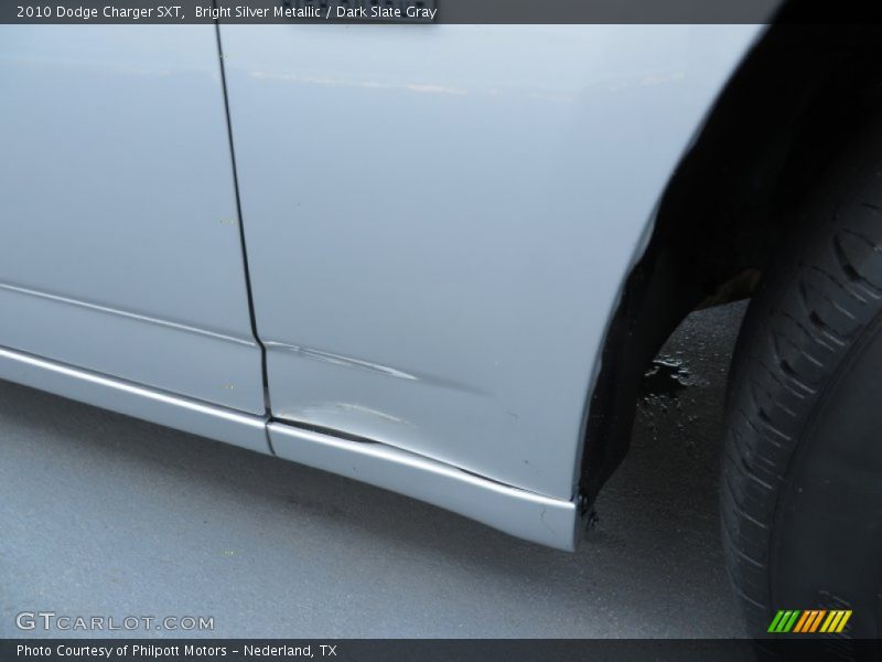 Bright Silver Metallic / Dark Slate Gray 2010 Dodge Charger SXT