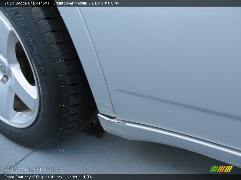 Bright Silver Metallic / Dark Slate Gray 2010 Dodge Charger SXT