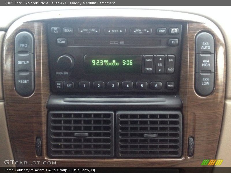 Black / Medium Parchment 2005 Ford Explorer Eddie Bauer 4x4
