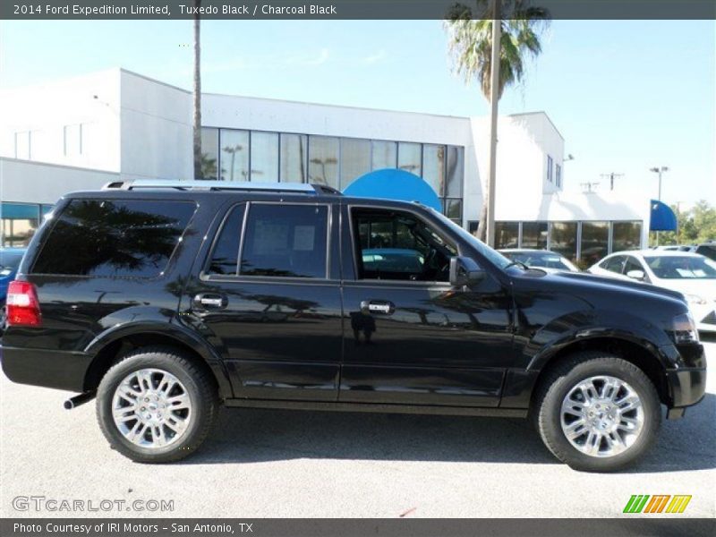 Tuxedo Black / Charcoal Black 2014 Ford Expedition Limited