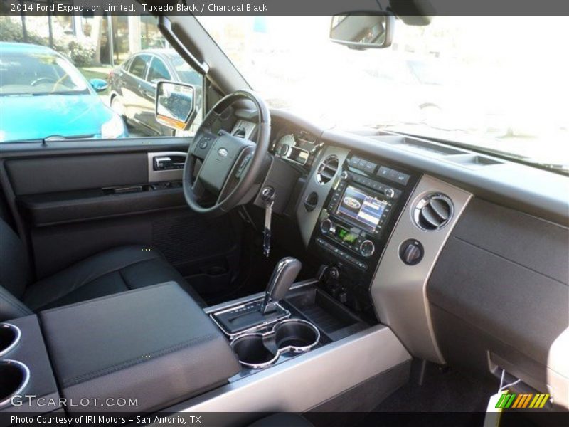Tuxedo Black / Charcoal Black 2014 Ford Expedition Limited