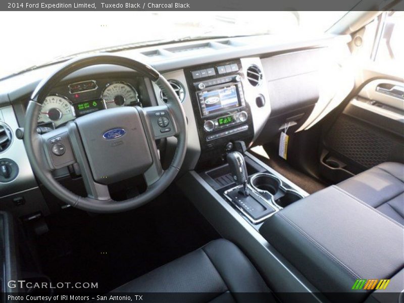 Tuxedo Black / Charcoal Black 2014 Ford Expedition Limited