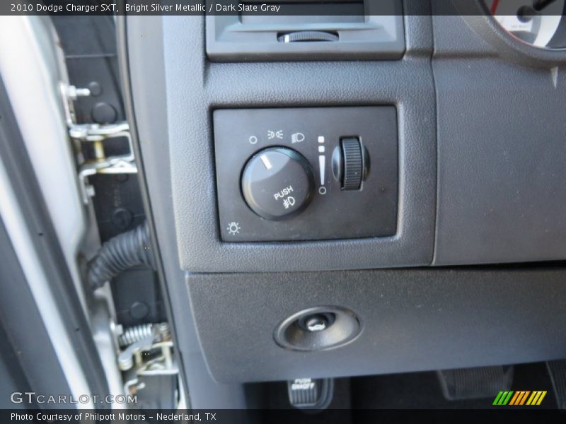 Bright Silver Metallic / Dark Slate Gray 2010 Dodge Charger SXT