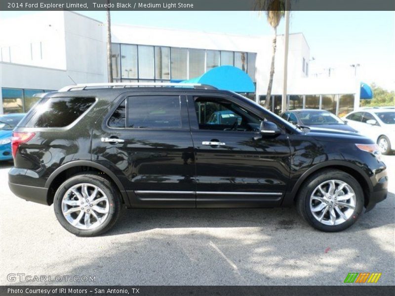 Tuxedo Black / Medium Light Stone 2014 Ford Explorer Limited