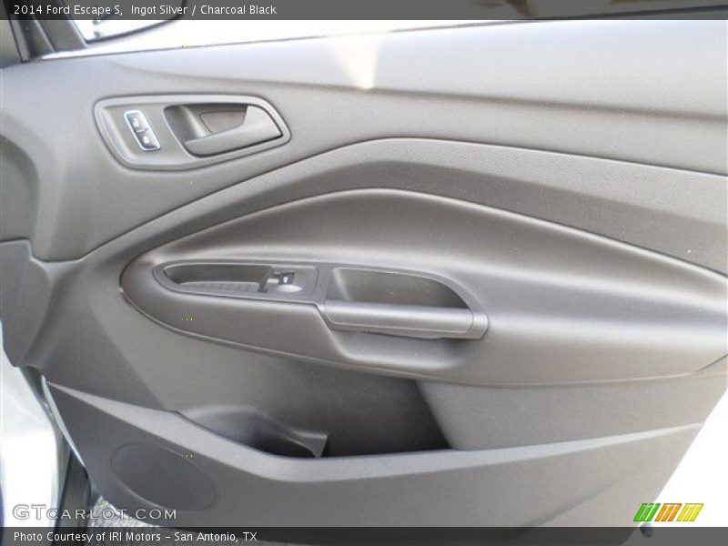 Ingot Silver / Charcoal Black 2014 Ford Escape S
