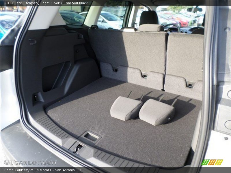 Ingot Silver / Charcoal Black 2014 Ford Escape S