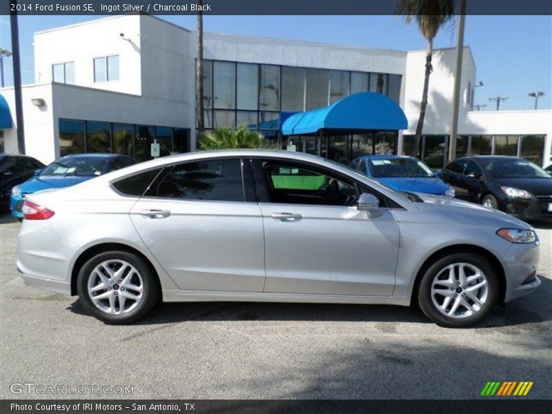 Ingot Silver / Charcoal Black 2014 Ford Fusion SE