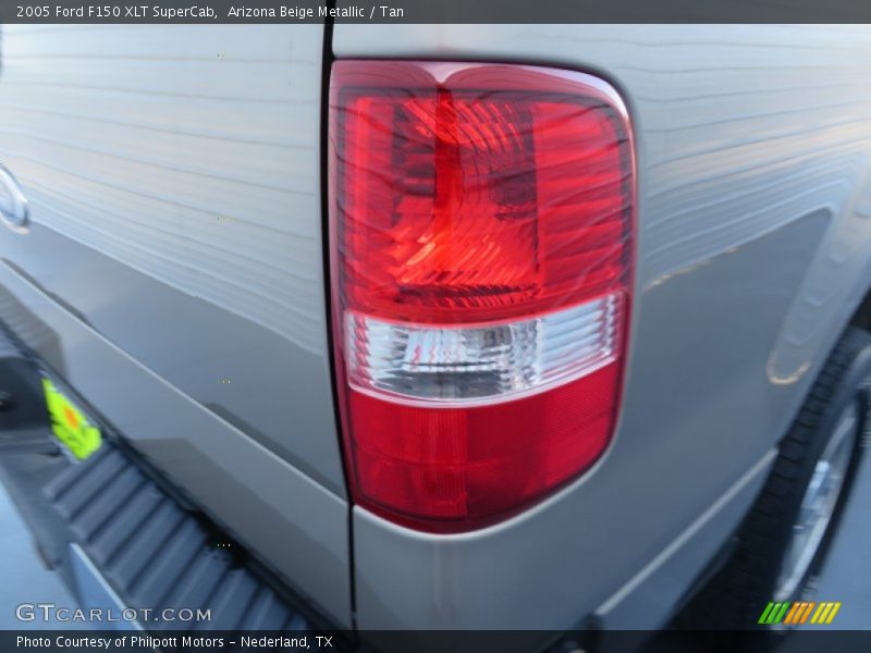Arizona Beige Metallic / Tan 2005 Ford F150 XLT SuperCab