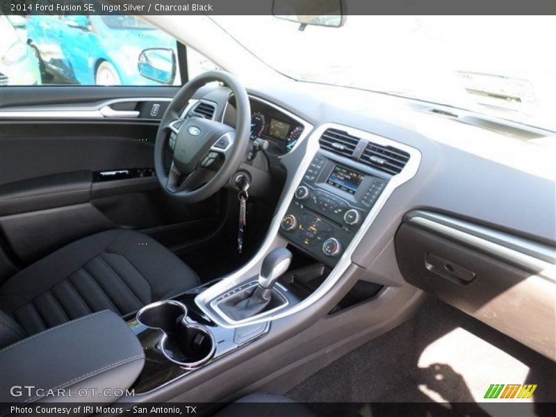 Ingot Silver / Charcoal Black 2014 Ford Fusion SE