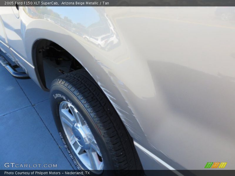 Arizona Beige Metallic / Tan 2005 Ford F150 XLT SuperCab
