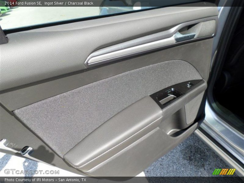 Ingot Silver / Charcoal Black 2014 Ford Fusion SE