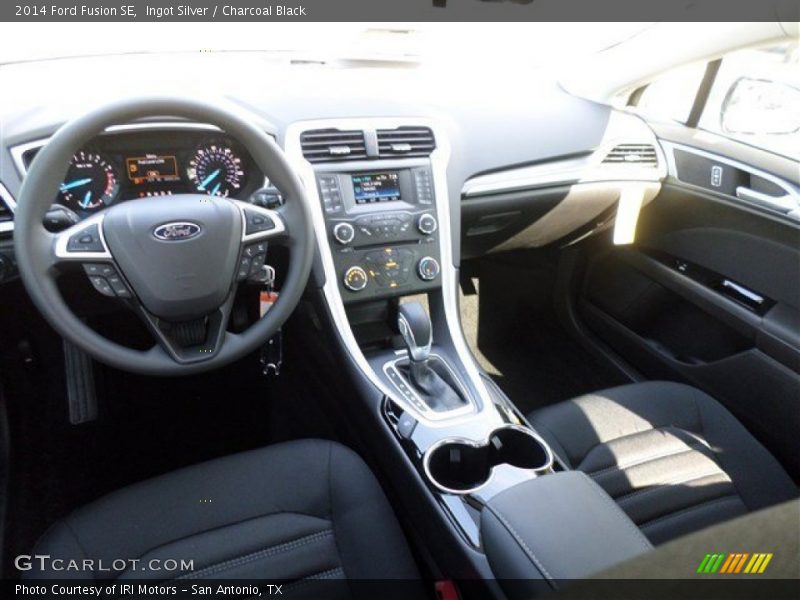 Ingot Silver / Charcoal Black 2014 Ford Fusion SE