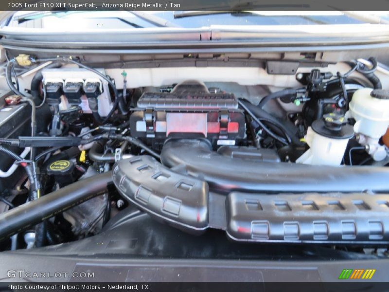 Arizona Beige Metallic / Tan 2005 Ford F150 XLT SuperCab