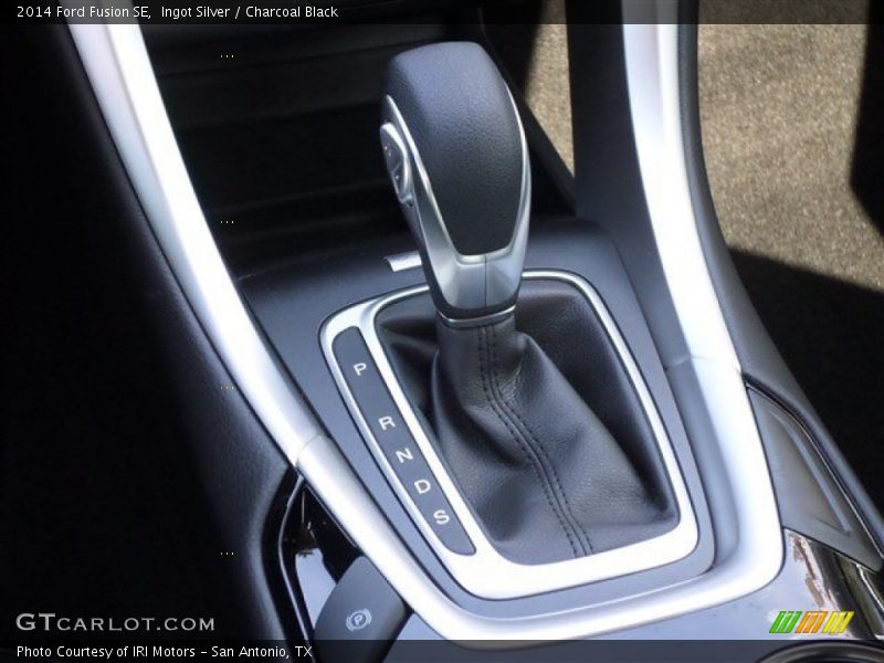 Ingot Silver / Charcoal Black 2014 Ford Fusion SE