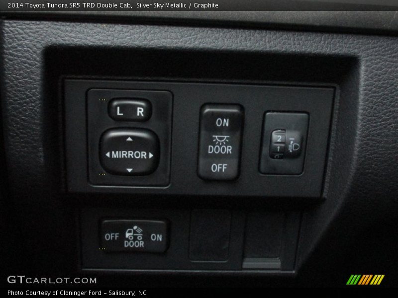 Silver Sky Metallic / Graphite 2014 Toyota Tundra SR5 TRD Double Cab