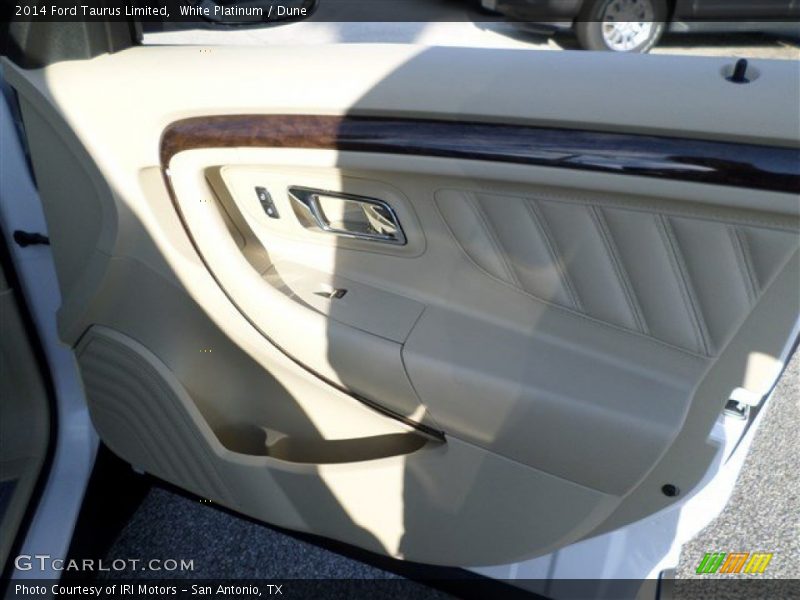 White Platinum / Dune 2014 Ford Taurus Limited