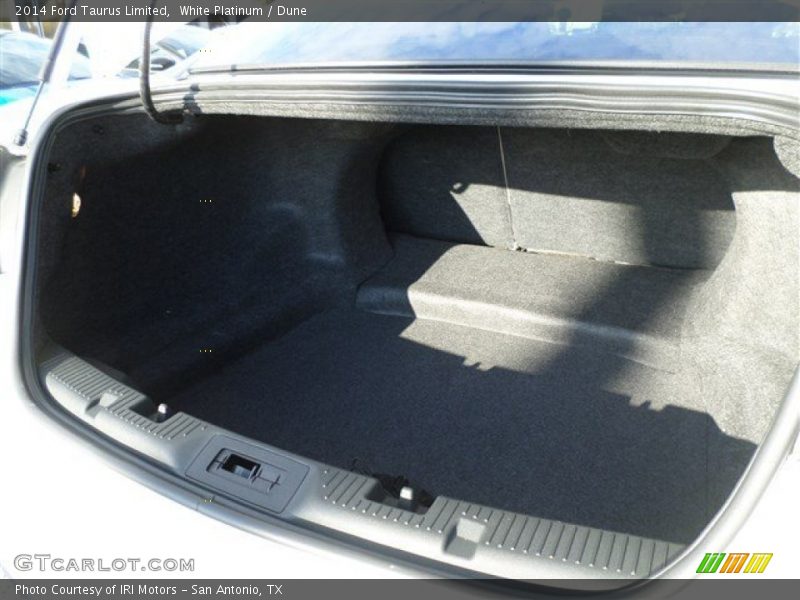 White Platinum / Dune 2014 Ford Taurus Limited