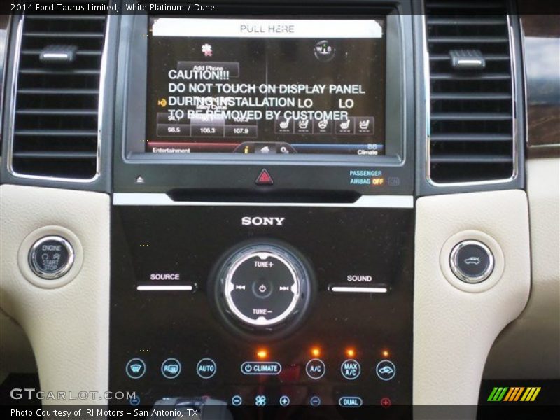 White Platinum / Dune 2014 Ford Taurus Limited