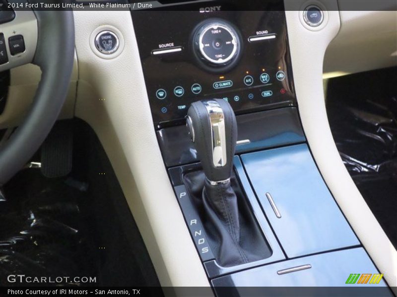 White Platinum / Dune 2014 Ford Taurus Limited
