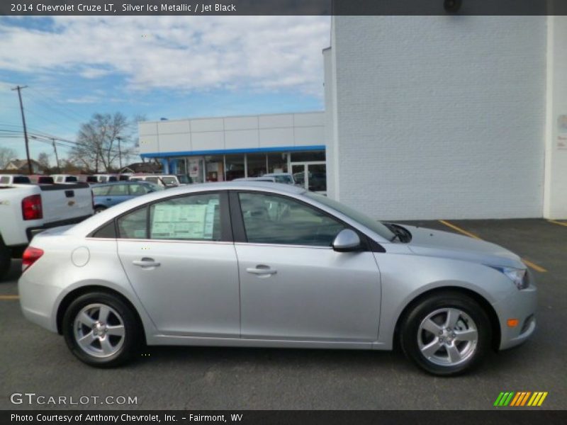 Silver Ice Metallic / Jet Black 2014 Chevrolet Cruze LT