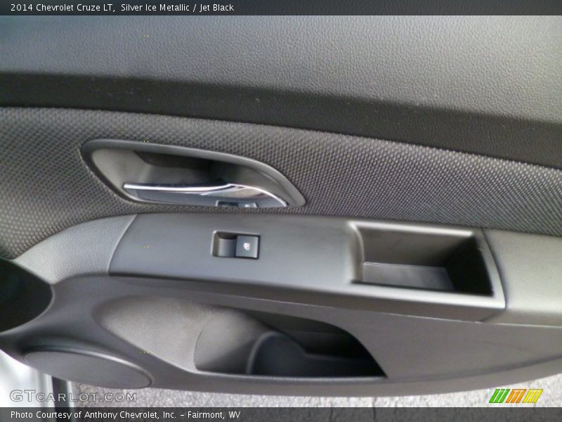 Silver Ice Metallic / Jet Black 2014 Chevrolet Cruze LT