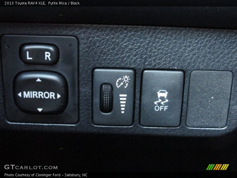 Pyrite Mica / Black 2013 Toyota RAV4 XLE