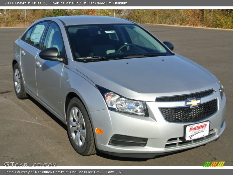 Silver Ice Metallic / Jet Black/Medium Titanium 2014 Chevrolet Cruze LS