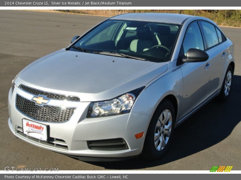 Silver Ice Metallic / Jet Black/Medium Titanium 2014 Chevrolet Cruze LS
