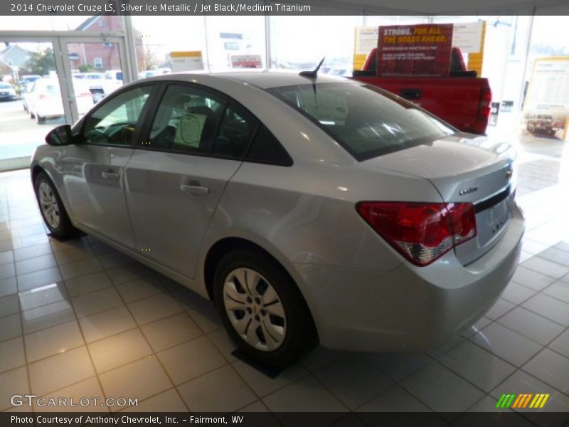 Silver Ice Metallic / Jet Black/Medium Titanium 2014 Chevrolet Cruze LS