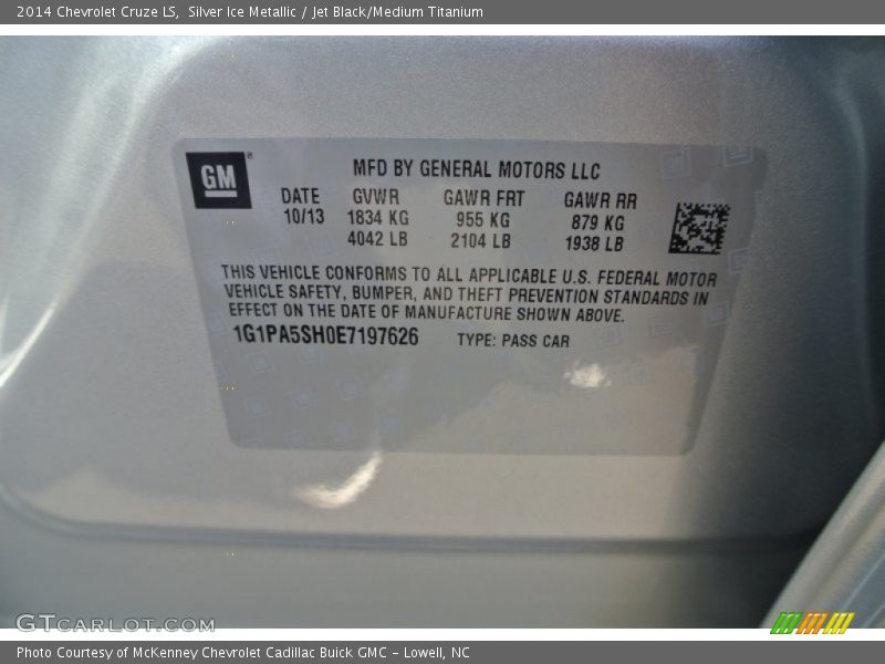 Silver Ice Metallic / Jet Black/Medium Titanium 2014 Chevrolet Cruze LS